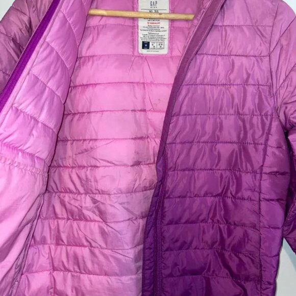 GAP puffer jacket with Herschel beanie - Picture 6 of 6